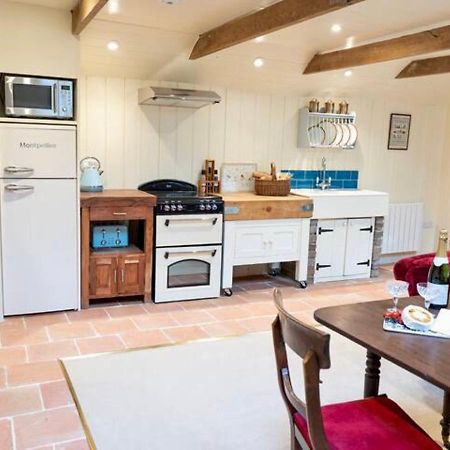Pass The Keys Goose Feather Barn, Wedmore Luxury Cottage For Two Exteriér fotografie